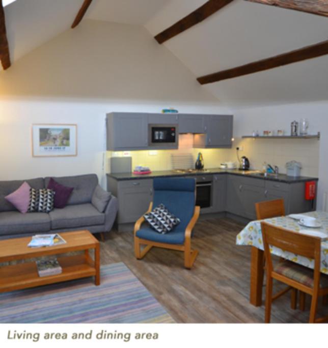 Church Farm Holiday Cottages - Pinster Cottage 애쉬본 외부 사진